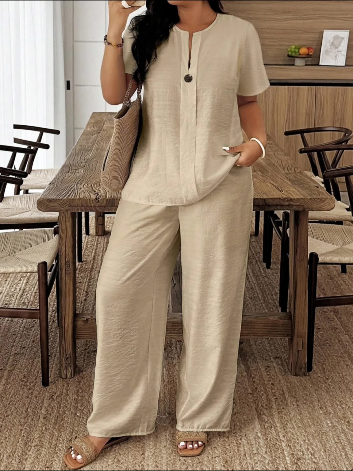 Plus Size - Plus Size - Spring/Summer New Plus Size Women'S Casual Short Sleeve Shirt And Loose Pants 2pcs Set, Suitable for Vacation And Daily Outings, Machine Washable LY095