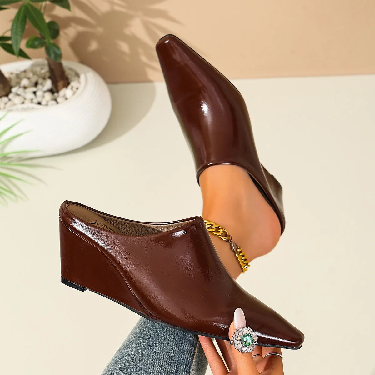 Dorte Elegant Platform Slip-On Sandale