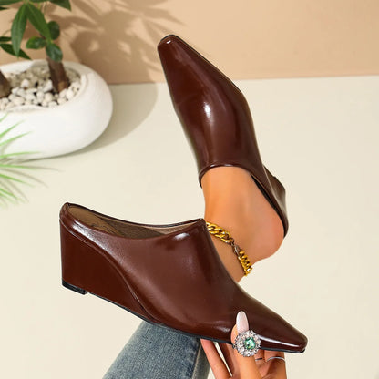 Dorte Elegant Platform Slip-On Sandale