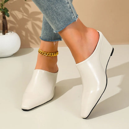 Dorte Elegant Platform Slip-On Sandale
